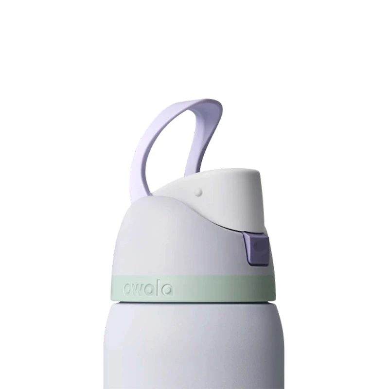 FreeSip® 32oz Stainless Steel Water Bottle in Open Air