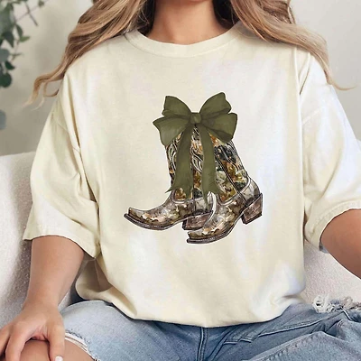 Camo Bow Boots Short Sleeve T-Shirt