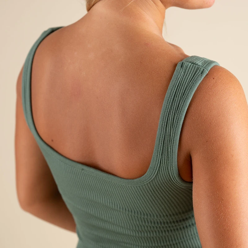 Scoop Neck Padded Brami