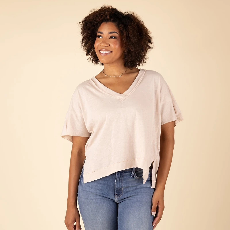 Short Sleeve Raw Edge V-Neck Top