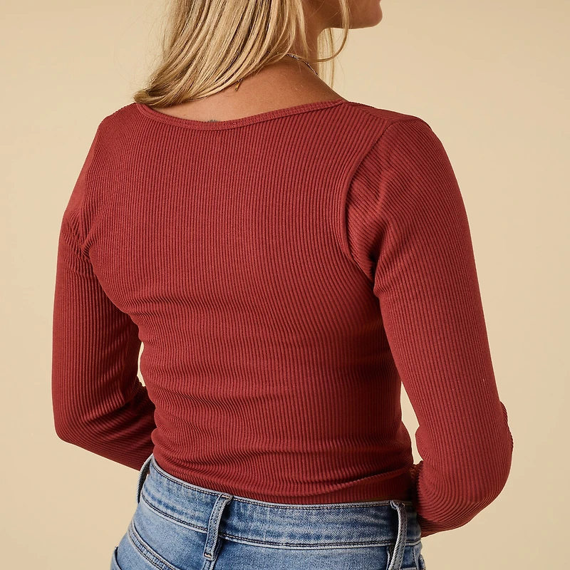 Long Sleeve Scoop Neck Cropped Top