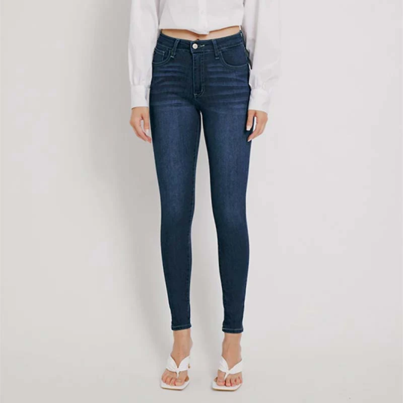 The Betsy High Rise Skinny Jeans