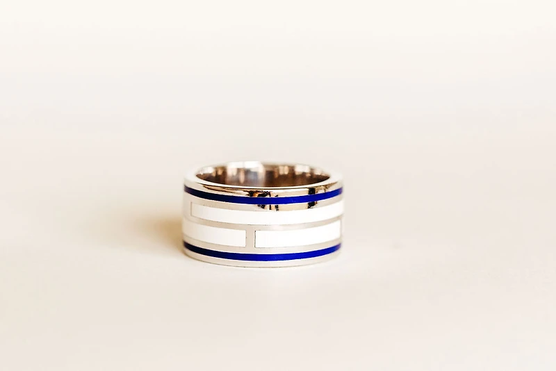 Star Wars R2-D2 Ring with .05 Carat TW of Diamonds in Sterling Silver and Enamel