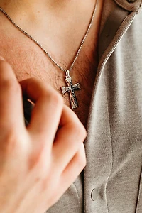 22″ Men’s Cross Necklace with .20 Carat TW of Diamonds in Sterling Silver