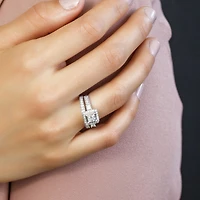 Bridal Set with 1.00 Carat TW of Diamonds in 10kt White Gold