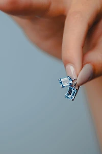 Cleo Earrings with Swiss Blue Topaz in 10kt White Gold