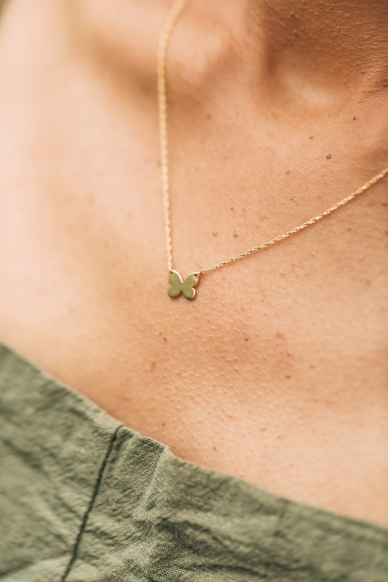 16″-18″ Mini Butterfly Necklace in 14kt Yellow Gold