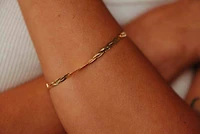 6.5″ Braided Herringbone Bracelet in 10kt Yellow Gold