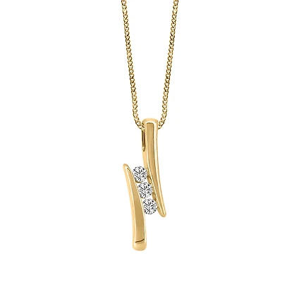 Pendant with .15 Carat TW of Diamonds in 10kt Yellow Gold with Chain