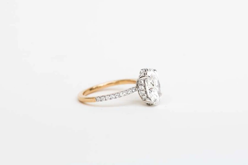 Oval Solitaire Engagement Ring with Carat TW of Lab Created Diamonds in 14kt Yellow Gold