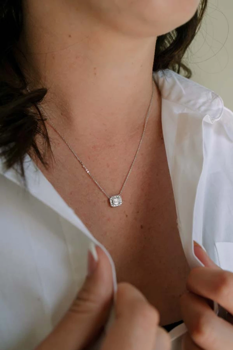 Emerald Halo Pendant with 1.00 Carat TW of Lab Created Diamonds in 14kt White Gold with Chain