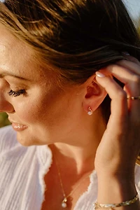 Earrings with 5MM Pearl in 10kt Yellow Gold