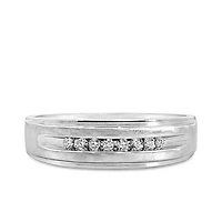 Men’s Ring with Carat TW of Diamonds in 10kt Gold