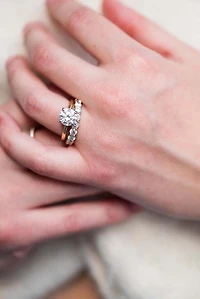 Round Brilliant Engagement Ring with Carat TW of Lab Created Diamonds in 14kt Yellow Gold