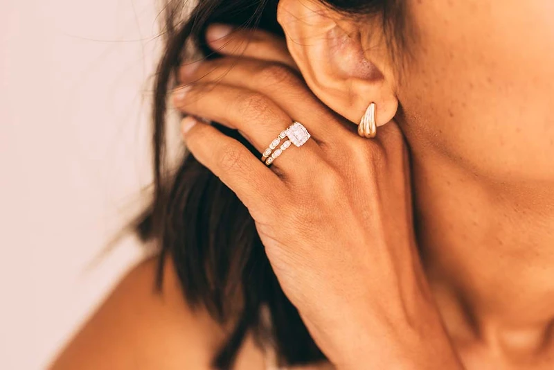 Wave Earrings in 10kt Yellow Gold