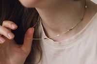 16″+2″ Station Bar Necklace in 10kt Yellow Gold