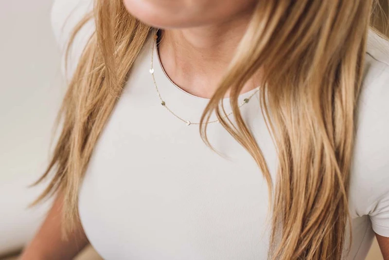 16″+2″ Station Heart Necklace in 10kt Yellow Gold
