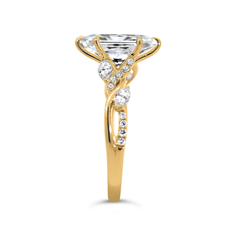 Dutch Marquise Engagement Ring with Carat TW of Lab Created Diamonds in 14kt Yellow Gold