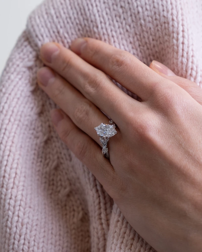 Dutch Marquise Engagement Ring with Carat TW of Lab Created Diamonds in 14kt Gold