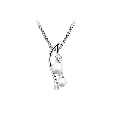 Pendant with Freshwater Pearl and Cubic Zirconia in Sterling Silver with Chain