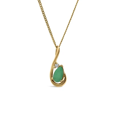 Pendant with Emerald and .01 Carat Diamond in 10kt Yellow Gold with Chain