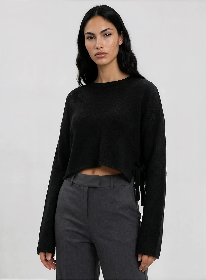 ALICIA | Crop sweater with side bow ties