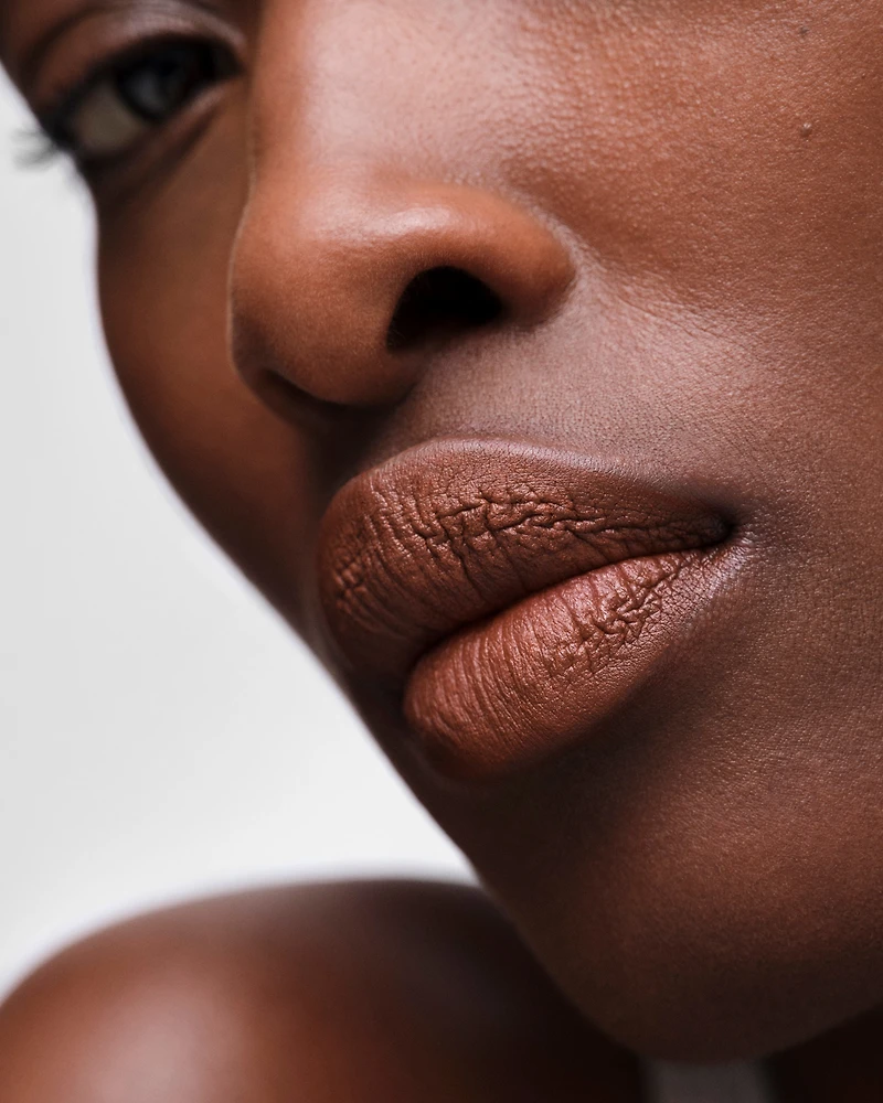 Prada Monochrome Hyper Matte lipstick - B01 - ARGILE
