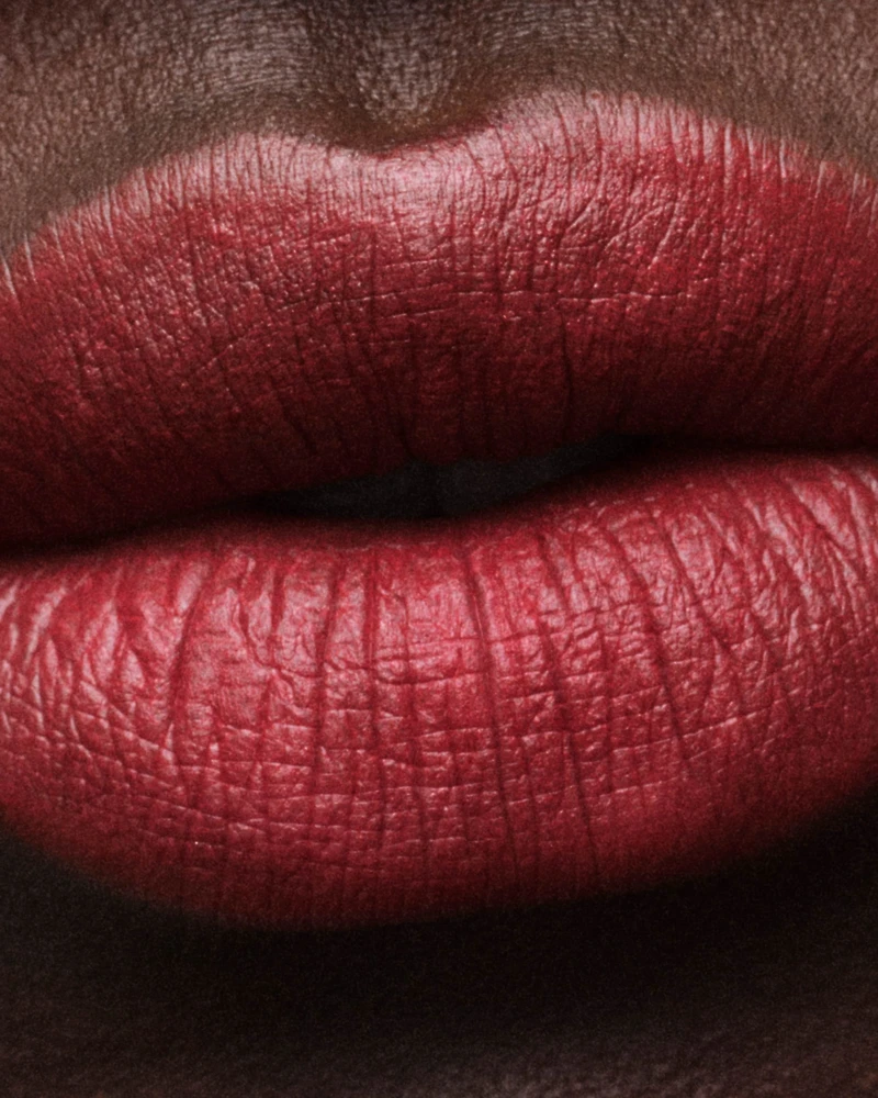 Prada Monochrome Hyper Matte lipstick - B03 - MAHOGANY