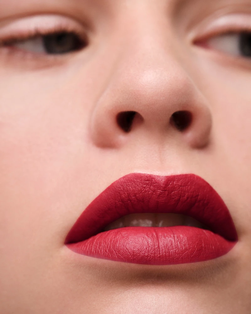 Prada Monochrome Hyper Matte lipstick - B03 - MAHOGANY