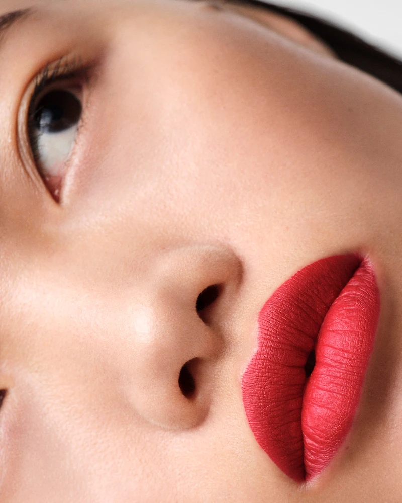 Prada Monochrome Hyper Matte lipstick refill - R28 - FUOCO