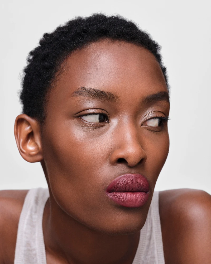 Prada Monochrome Hyper Matte lipstick refill - P56 - NOTTE