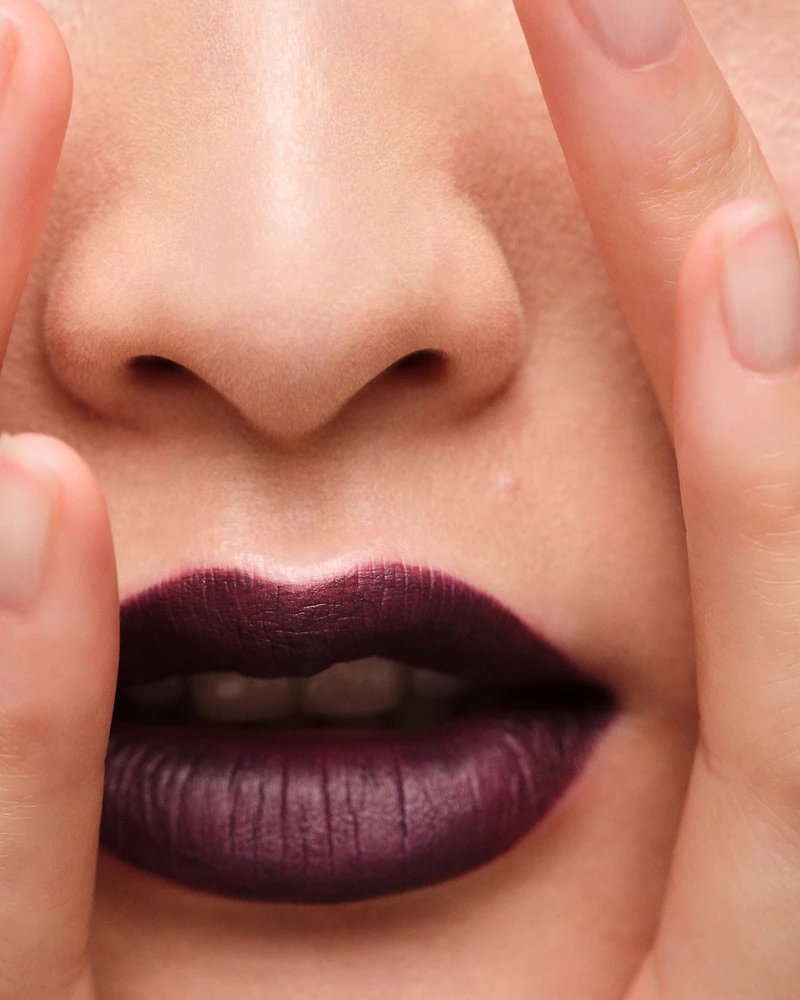 Prada Monochrome Hyper Matte lipstick - P57 - ULTRAVIOLET
