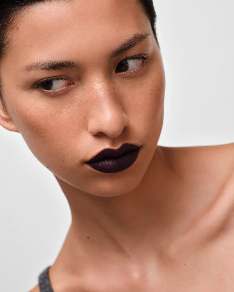Prada Monochrome Hyper Matte lipstick - P57 - ULTRAVIOLET