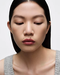 Prada Monochrome Soft Matte lipstick - B106 - CARAMEL