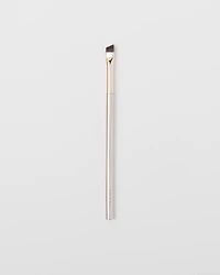 08 Brow and eyeliner brush