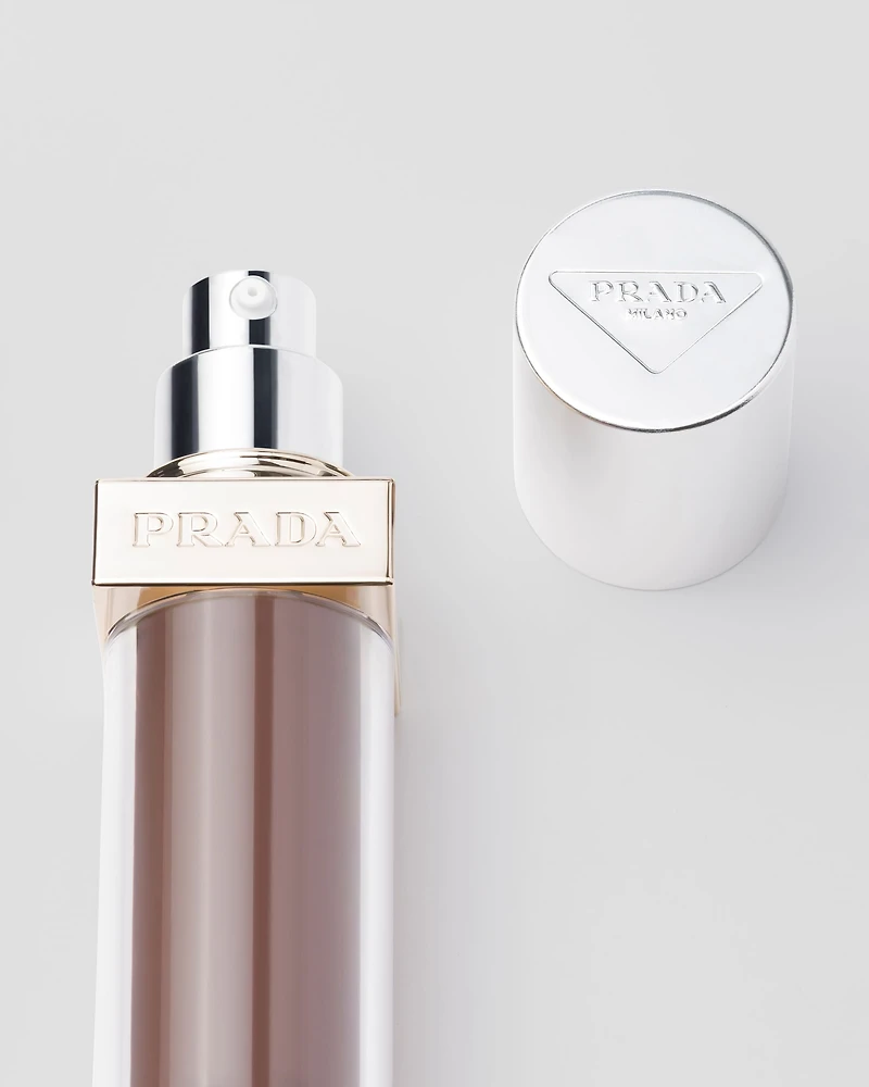 Prada Reveal Skin optimizing foundation - DN90 - DARK NEUTRAL