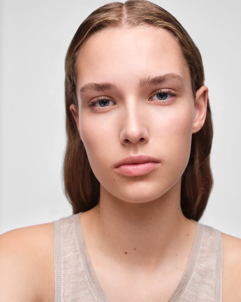 Prada Reveal Skin optimizing foundation - LC15 - LIGHT COOL