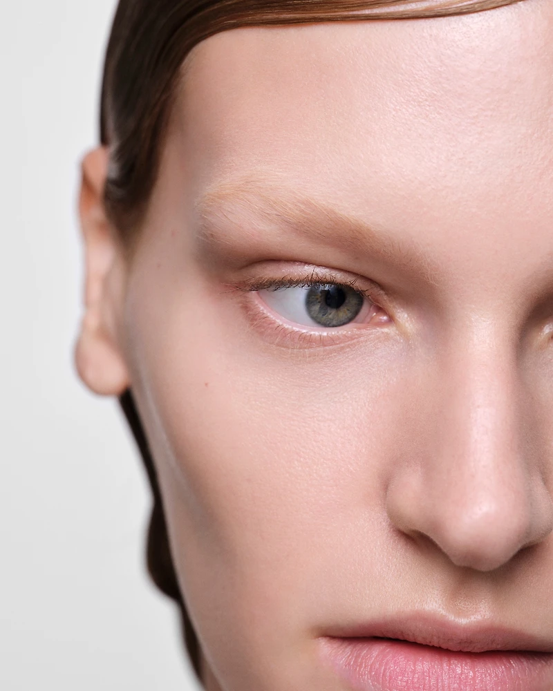 Prada Reveal Skin optimizing foundation - LN10 - LIGHT NEUTRAL