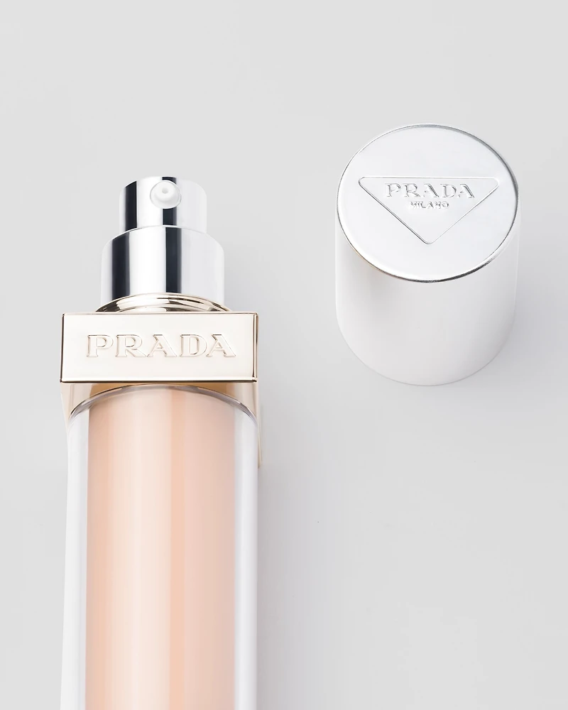 Prada Reveal Skin optimizing foundation - LN10 - LIGHT NEUTRAL