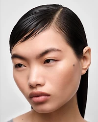 Prada Reveal Skin optimizing foundation refill - LW10 - LIGHT WARM