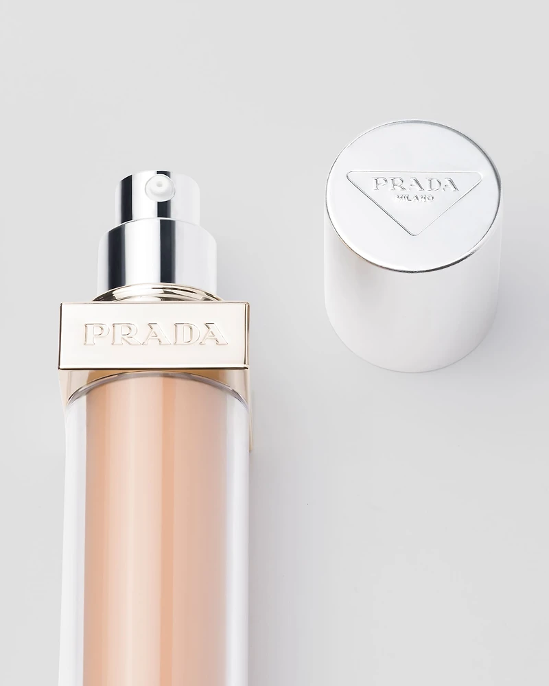 Prada Reveal Skin optimizing foundation - LW25 - LIGHT WARM