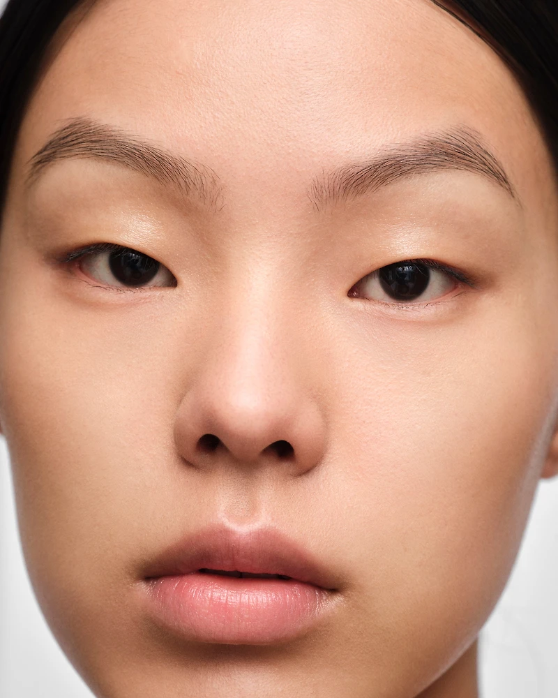 Prada Reveal Skin optimizing foundation - MW45 - MEDIUM WARM