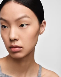Prada Reveal Skin optimizing foundation refill - MW45 - MEDIUM WARM