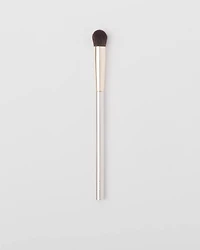 04 Concealer buffing brush