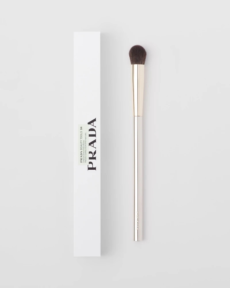 04 Concealer buffing brush