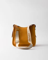 Medium leather bag