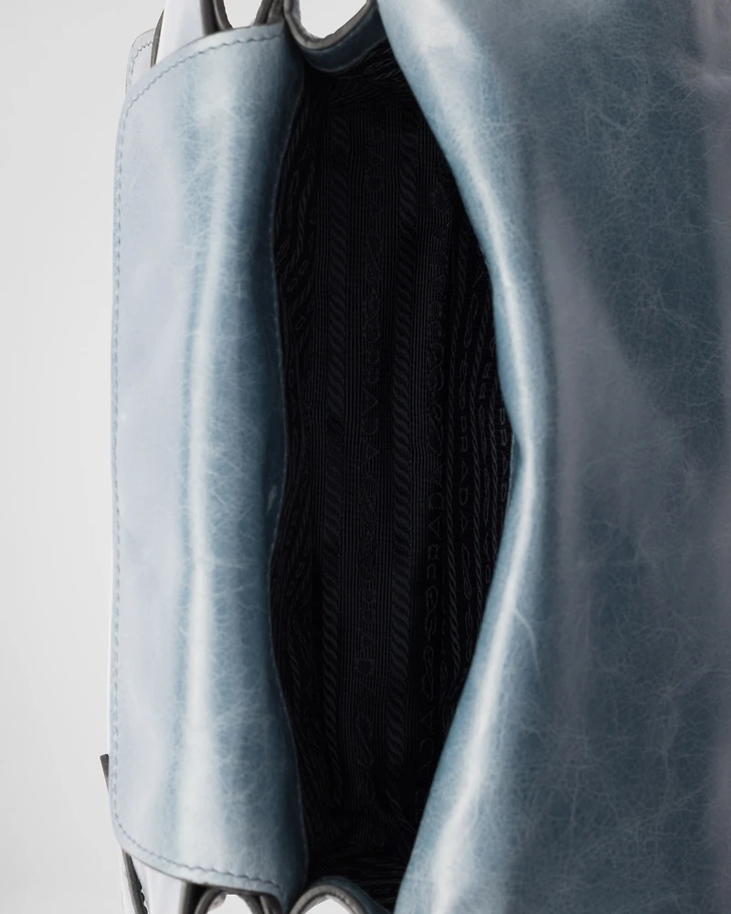 Leather shoulder bag