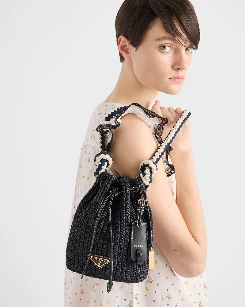 Mini crochet bucket bag