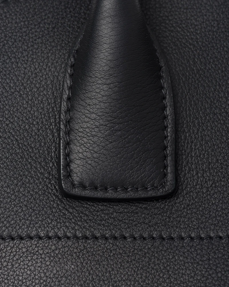 Medium leather tote bag