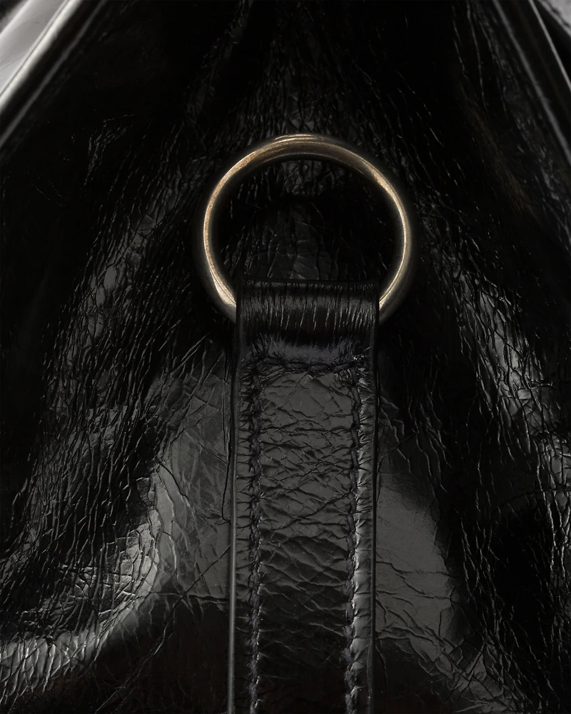 Medium leather tote bag